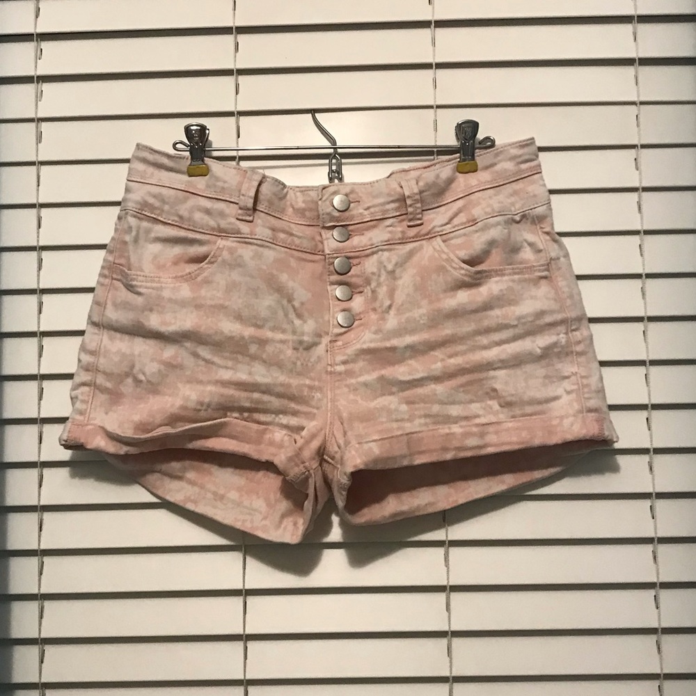 high waisted pink shorts